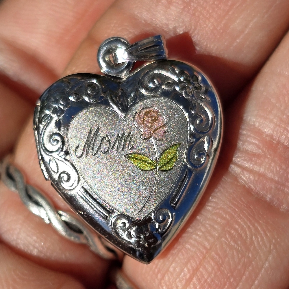 Solid Sterling Silver 925 Heart Mom Engraved Lock… - image 2